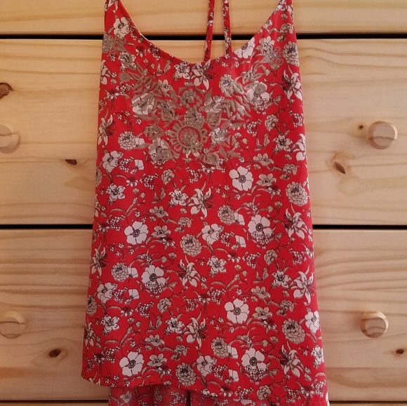 Hollister Tribal Tank - Picture 2 of 2